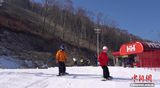 ��ѩ��(��i)�����w�(y��n)���׻�������ʯ���� �z